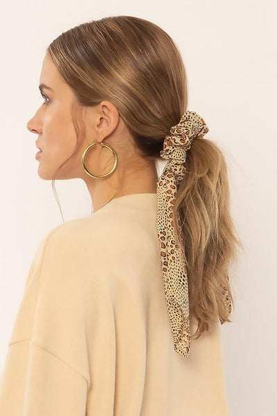 Amuse society swept away scrunchie - natural