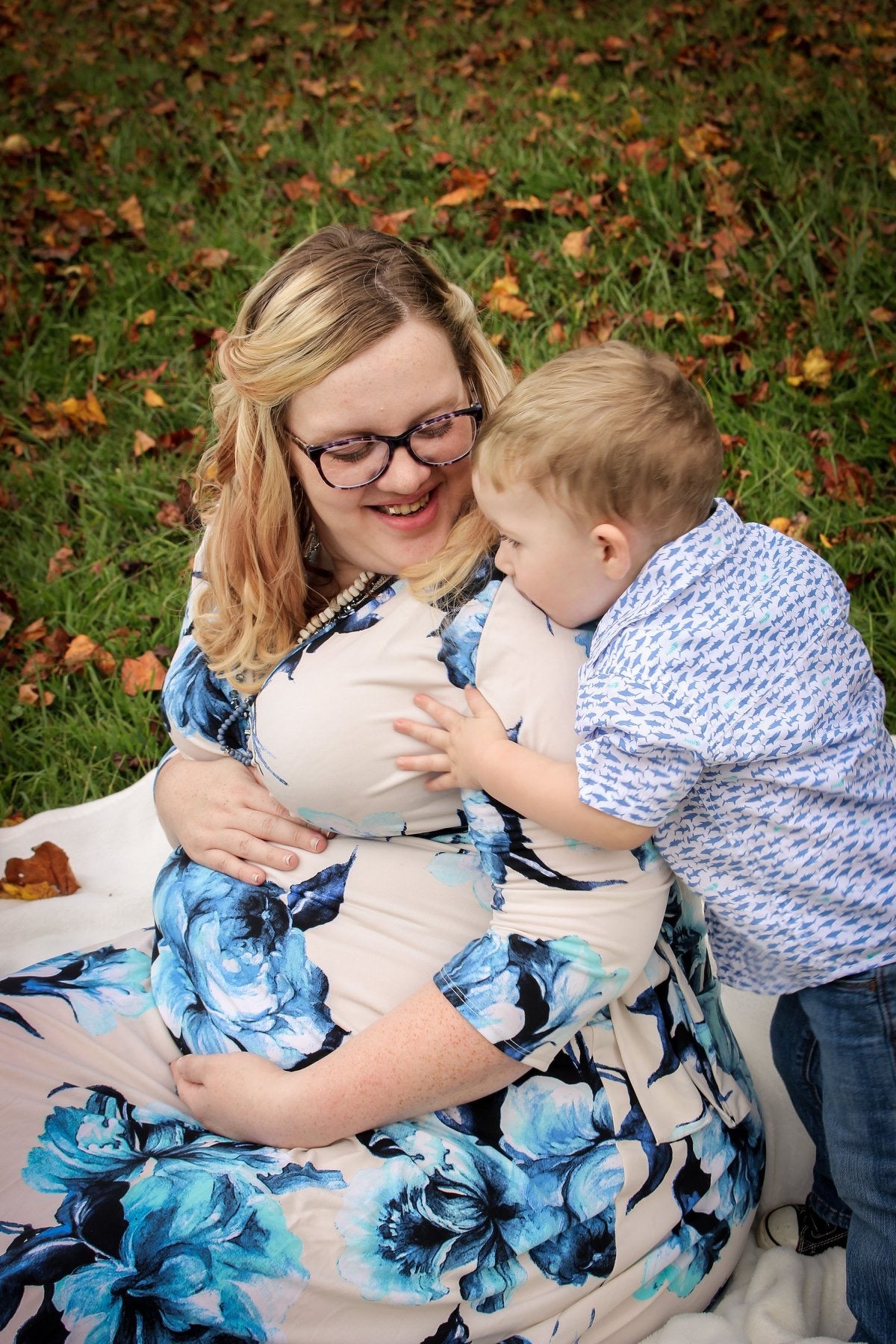 Christina Mace and Son Maternity Photo.jpg__PID:70a3be30-8661-4418-a310-ce2507d5c0ca