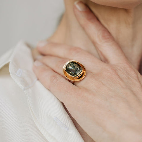 Ring with gemstone