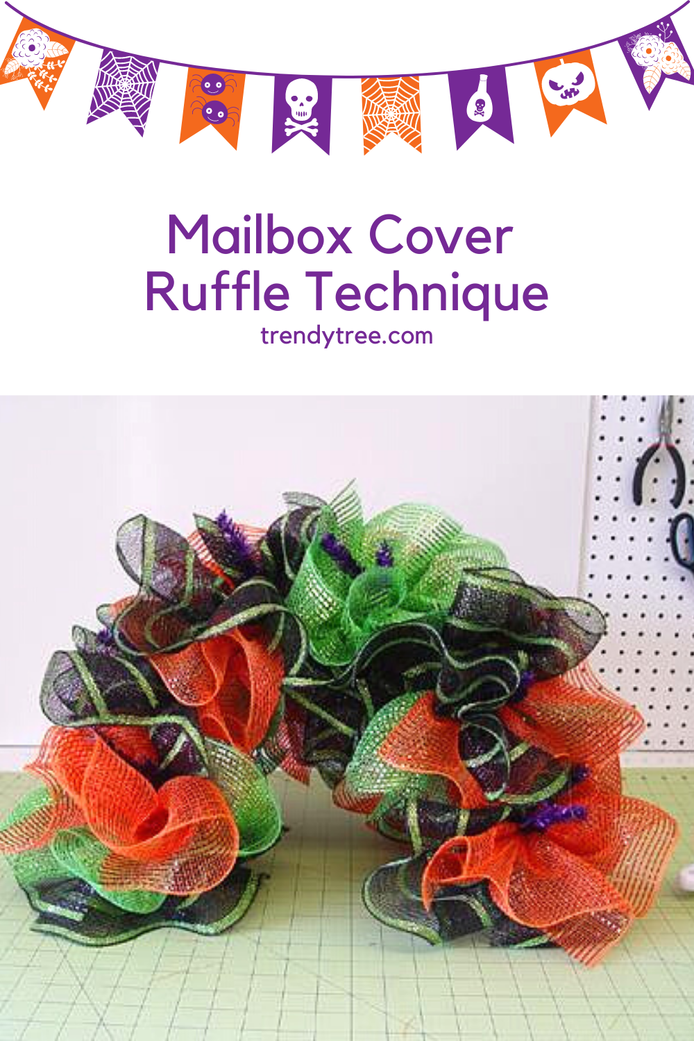 Deco Mesh Mailbox cover, supplies from Trendy Tree