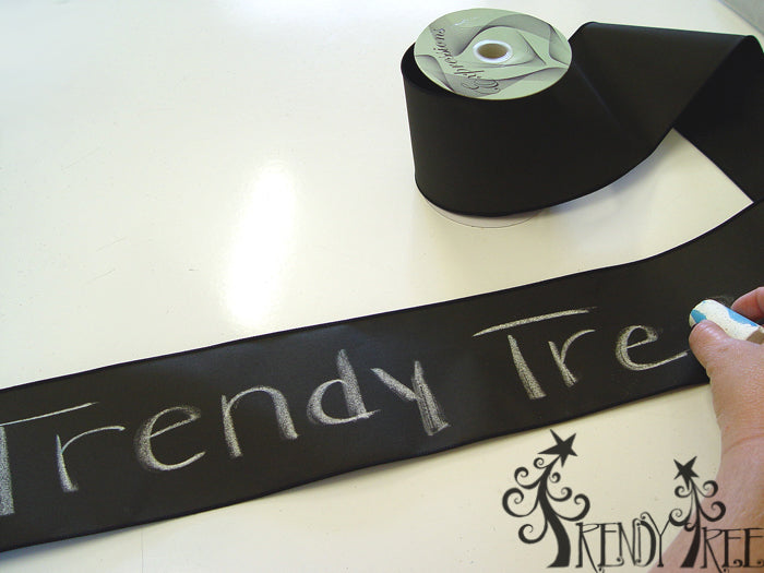 RG158102-chalkboard-trendy-tree