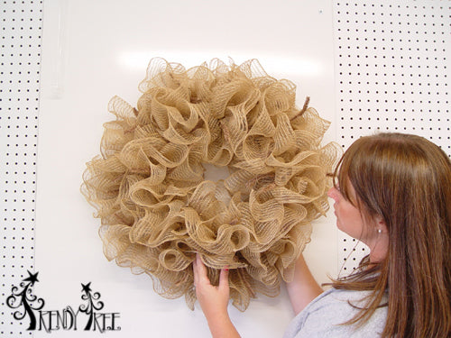 basic-burlap-ruffle-wreath-hang-re-fluff