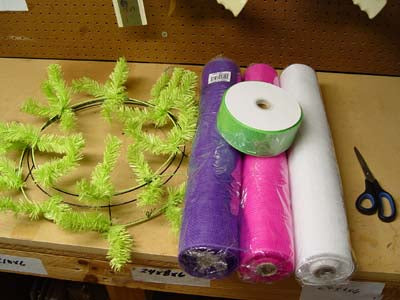 curly-wreath-supplies