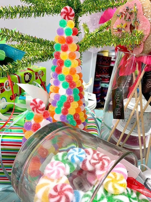 candyland christmas outdoor decorations ideas