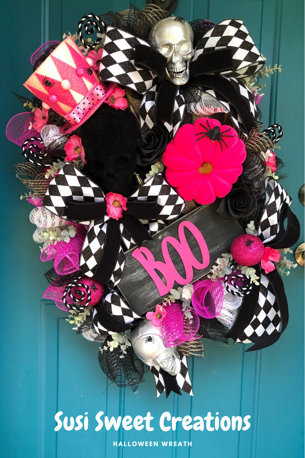 halloween wreath, halloween swag, skull, pumpkins, top hat, spiders, non-traditional halloween colors