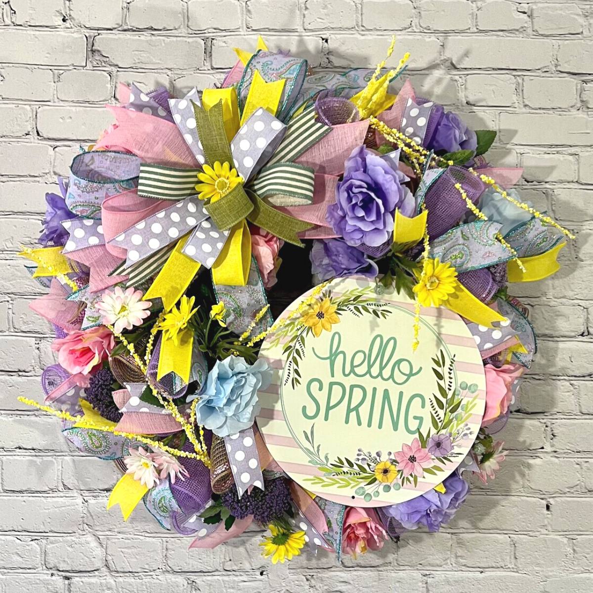 Spring Wreath Ideas: How to Make a Deco Mesh Wreath