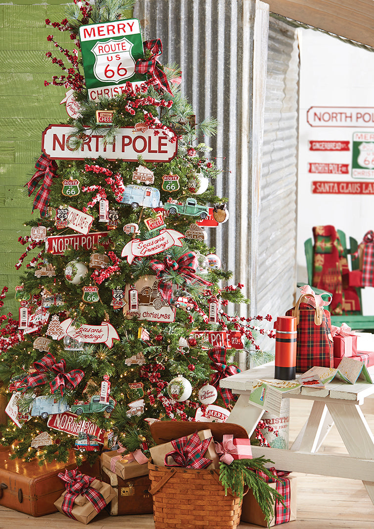 holiday roadtrip, raz christmas tree, north pole sign, route 66