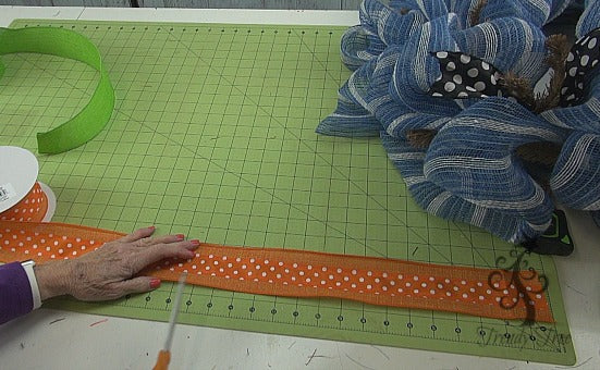 orange-bunny-head-tutorial-trendytree-cut-ribbon-strips