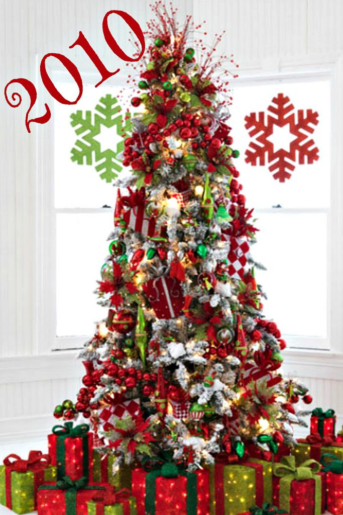 Raz 4' Red Berry Ball Christmas Tree Garland, Raz Imports