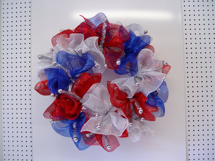ruffle-wreath-patriotic-one-layer-both-rings