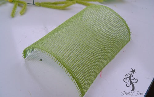 sunflower-burlap-ribbon-center-lime-natural-roll-2-blog-post