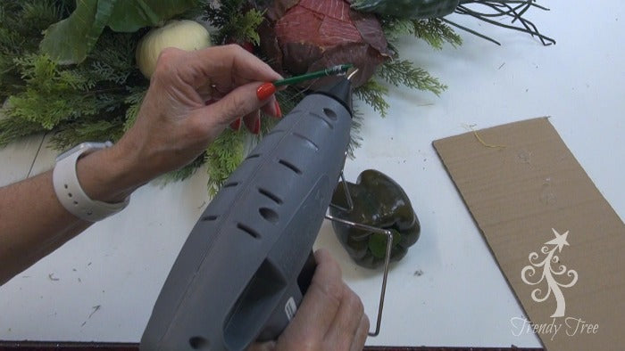 vegetable-wreath--hot-glue-picks