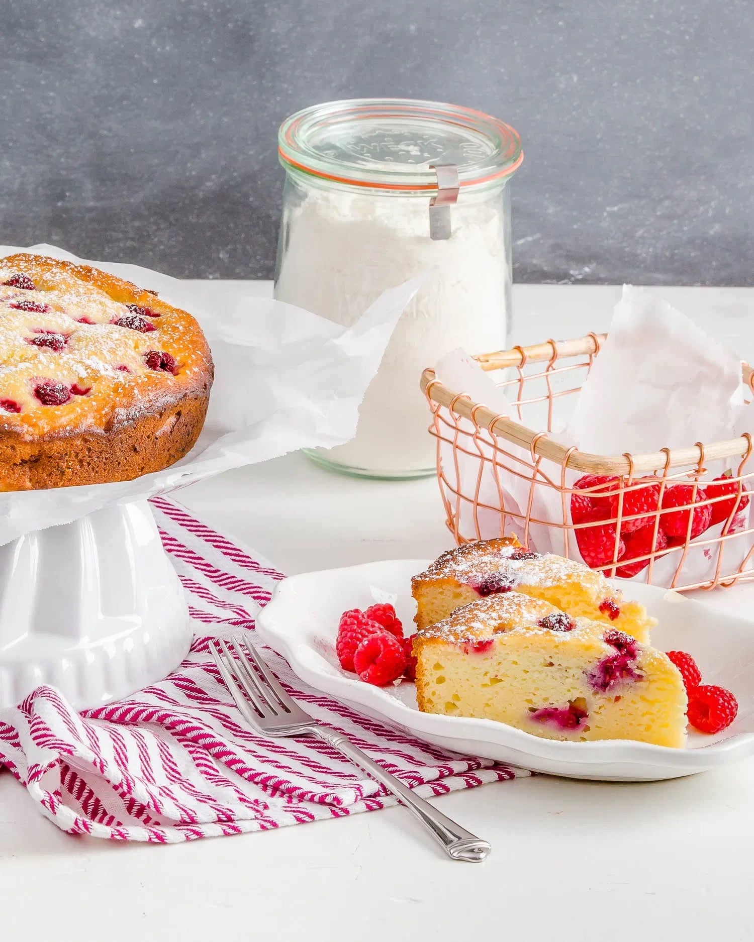 Almond Creme Ricotta Cake with Raspberries Recipe | The Invisible Chef