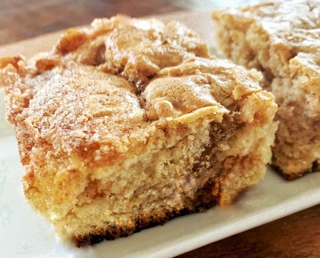 Cinnamon Walnut Swirled Sour Cream Coffee Cake Recipe | The Invisible Chef