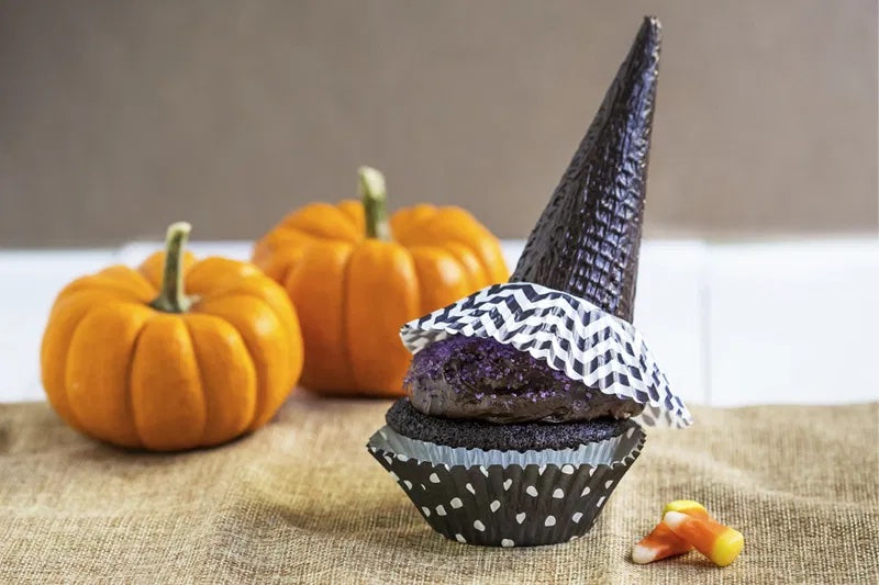 Spook-tacular Witch's Hat Cupcakes Recipe | The Invisible Chef