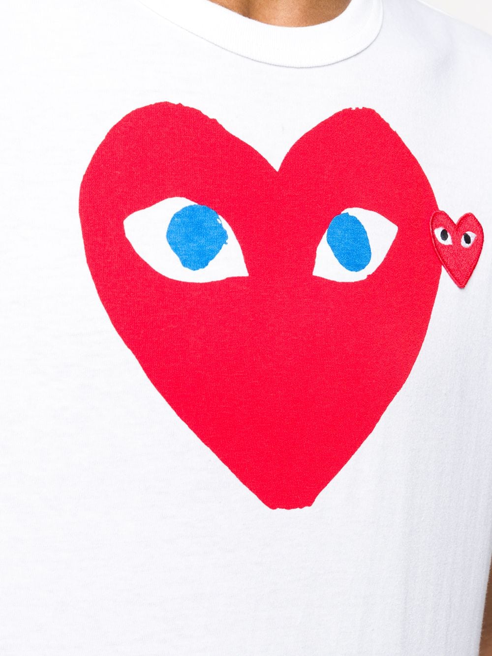 Shop Comme Des Garçons Play Heart Logo T-shirt