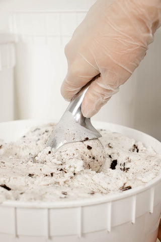 Zeroll Scoopers, How to Make Cookie Ice Cream Sandwiches for Your Ice Cream Shop