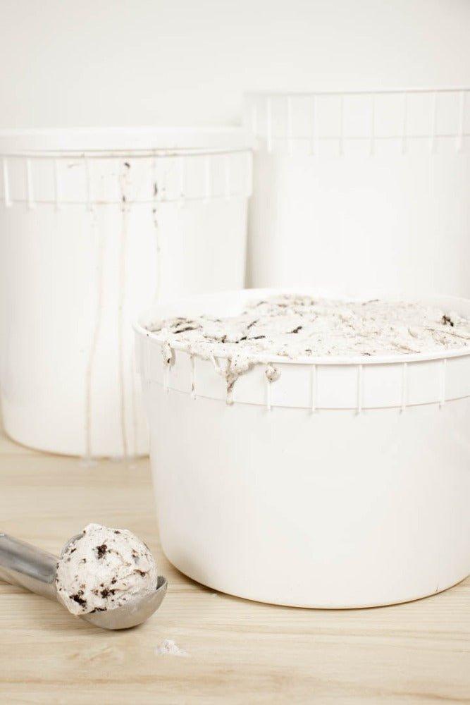 1 Gallon Ice Cream Tub with Lid (8)