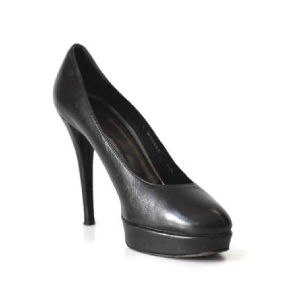 stuart weitzman beatrix pump