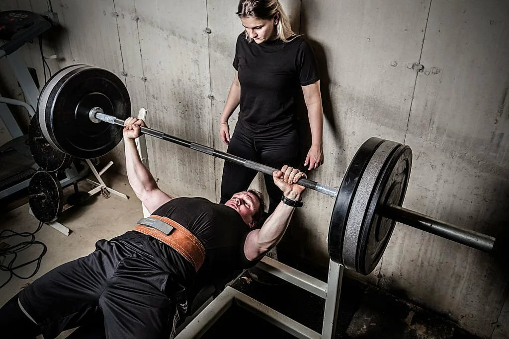 Powerlifting vs Weightlifting