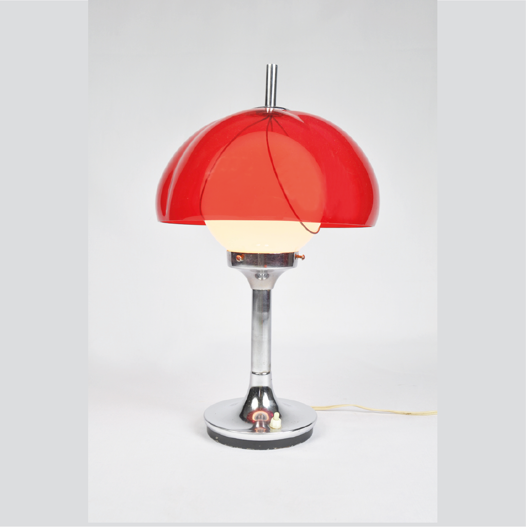 Lamp Circular base, cylindrical shaft and spherical bulb, hemispherical shade