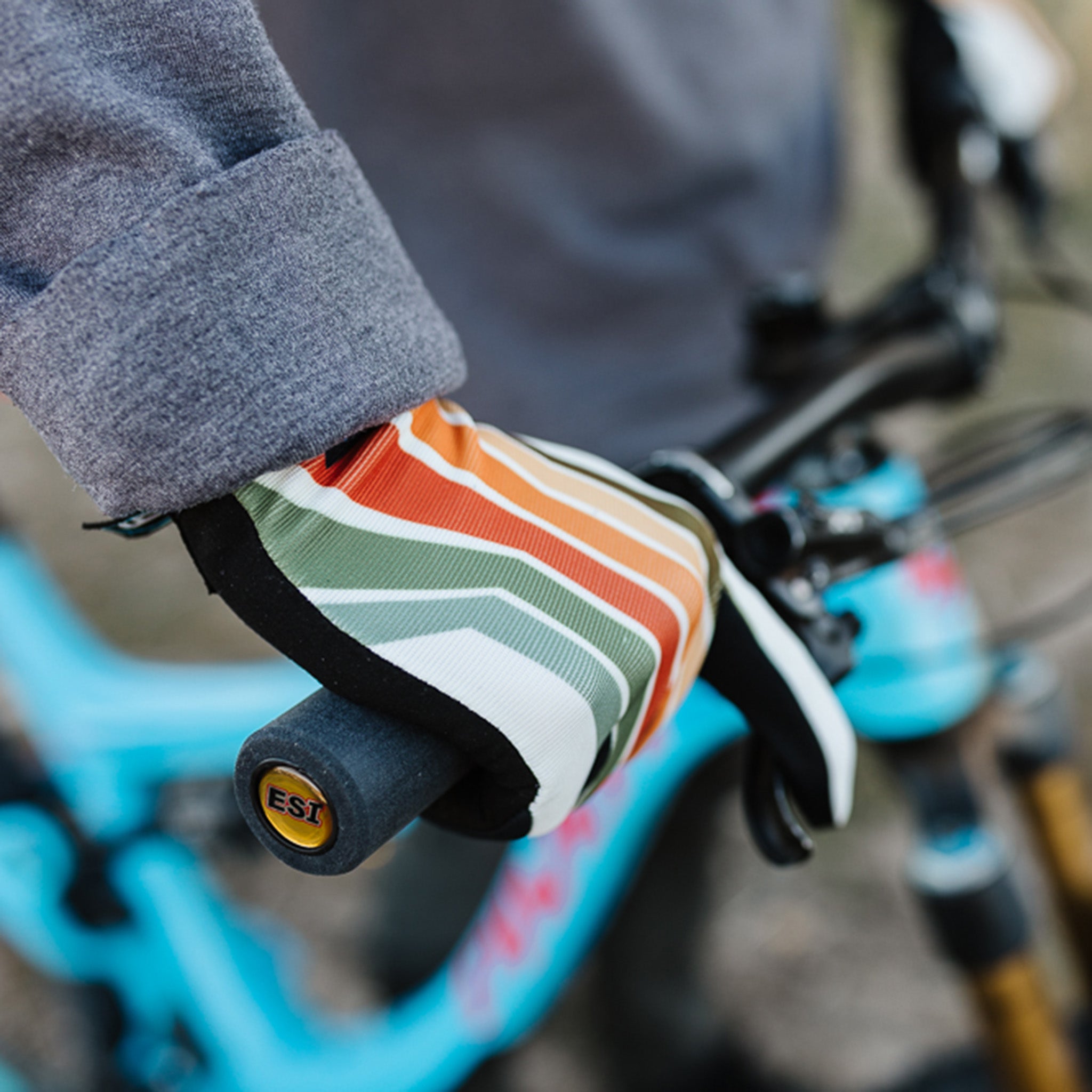 ESI Grips, Extra Chunky, Orange - JetBlack Products Ride faster, harder &  have more fun
