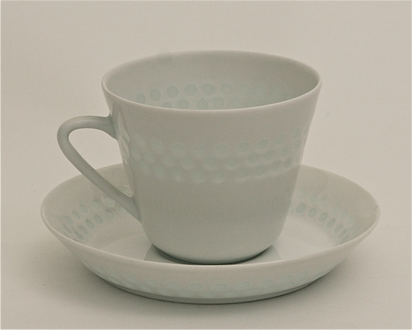 Friedl Holzer-Kjellberg Helmi rice porcelain coffee cup – Bisarri