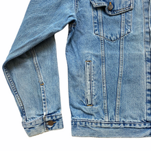 Load image into Gallery viewer, 1990s Levis 70507 Made in USA ‘Type III’ Denim Jacket Size L (Fits L/XL)