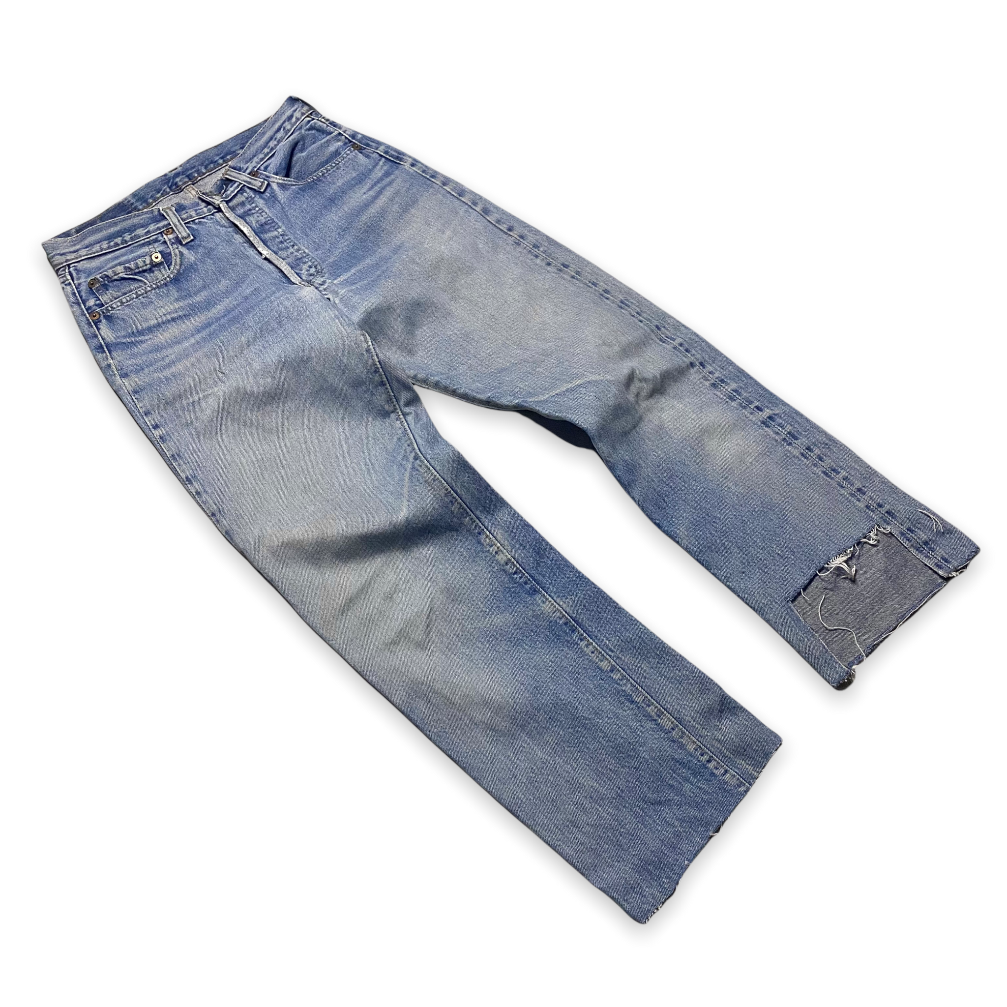 Early 1980s Levis 501 'Black Bar' Redline Jeans Size 28x26 – ROCKHOPPER  VINTAGE