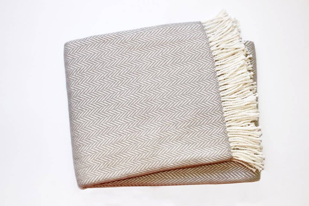 A Soft Idea - 355 - Herringbone Plush Throw: Grey