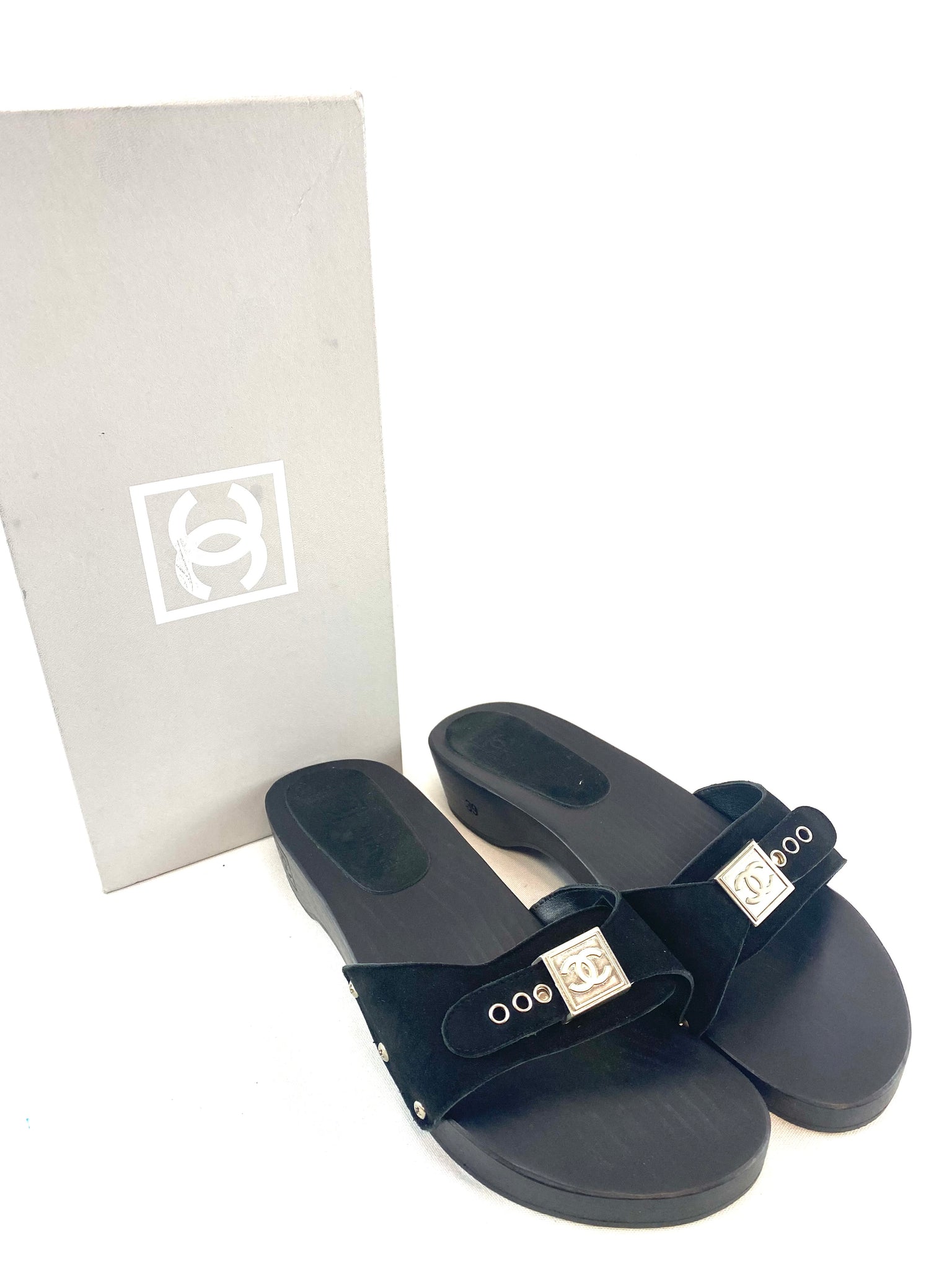 chanel clogs black