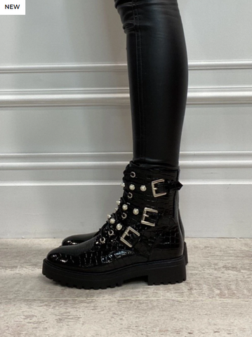 Selena Boots - Black