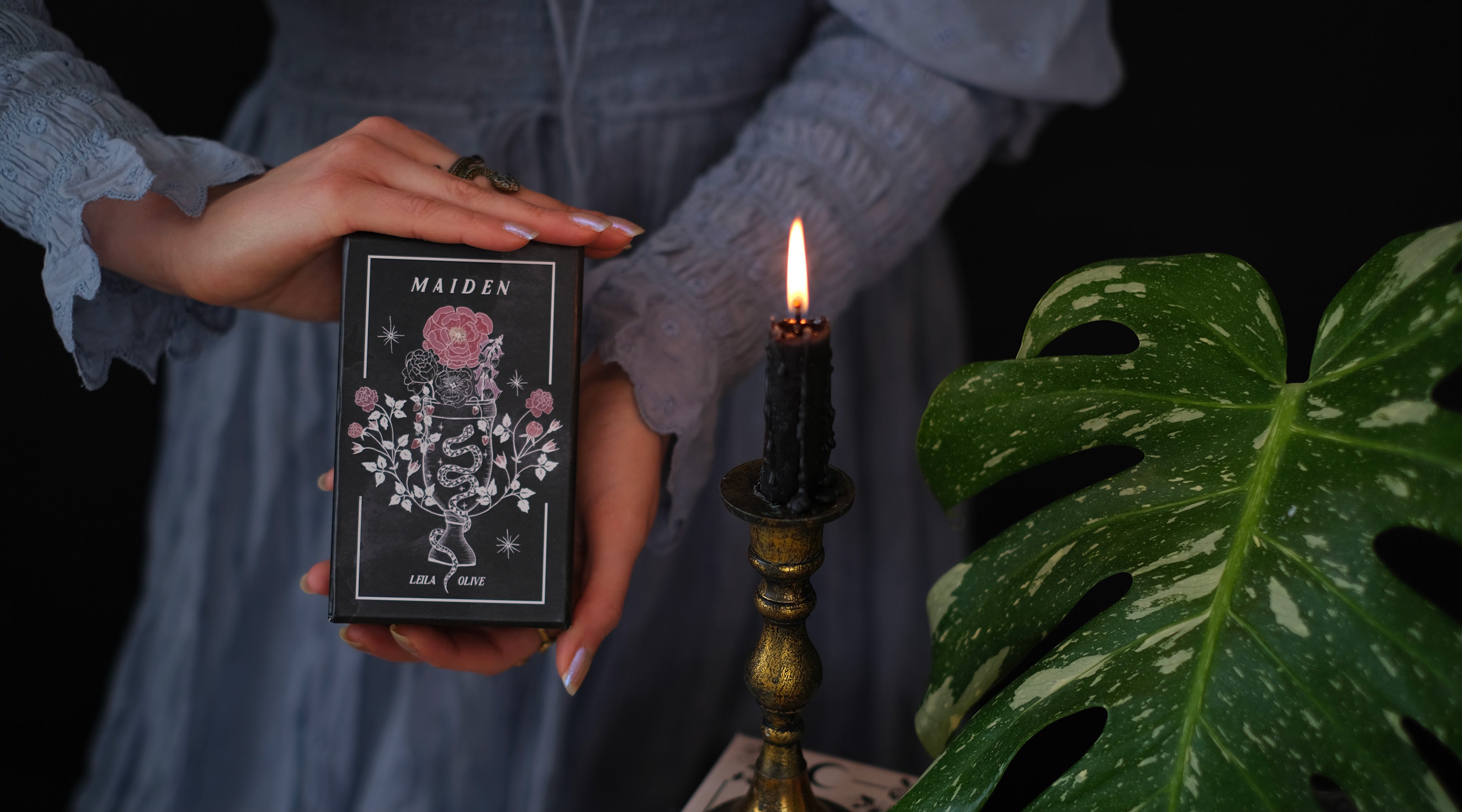 Maiden Botanical Oracle 