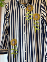 Load image into Gallery viewer, Embroidered Blue Cotton Stripes Straight Kurta