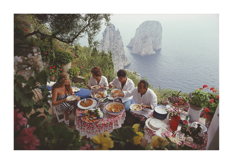 Dining Al Fresco on Capri by Slim Aarons | Enter Gallery 