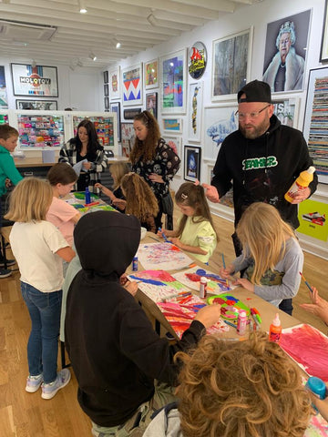 Arron Crascall hosts Enter Gallery's Kids Club | Enter Gallery 