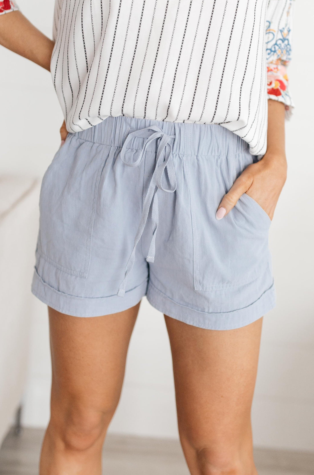 Lightweight and Linen Shorts in Baby Blue – Shop Linda Hamilton