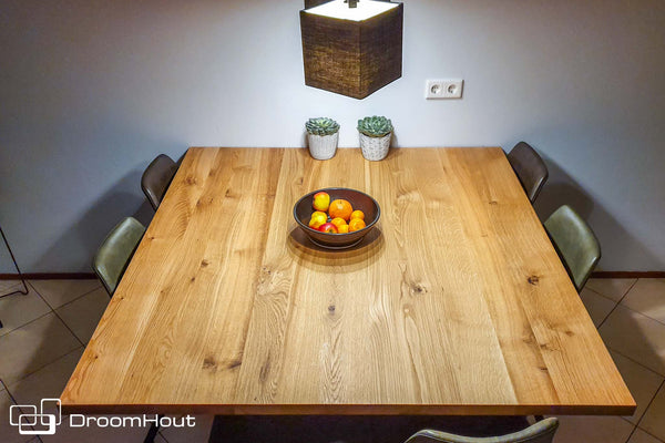 Houten eettafel by DroomHout - vierkante houten tafel op maat