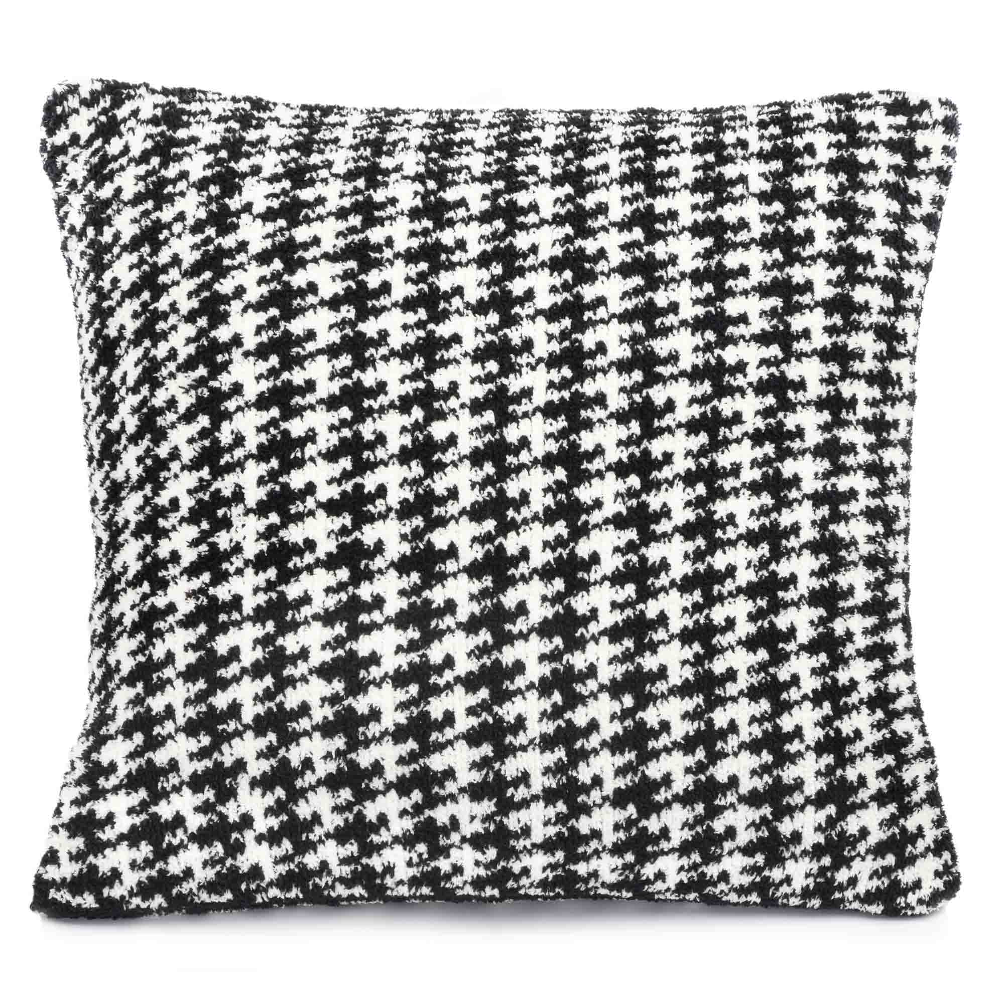 Houndstooth Design Pillows | Kashwere