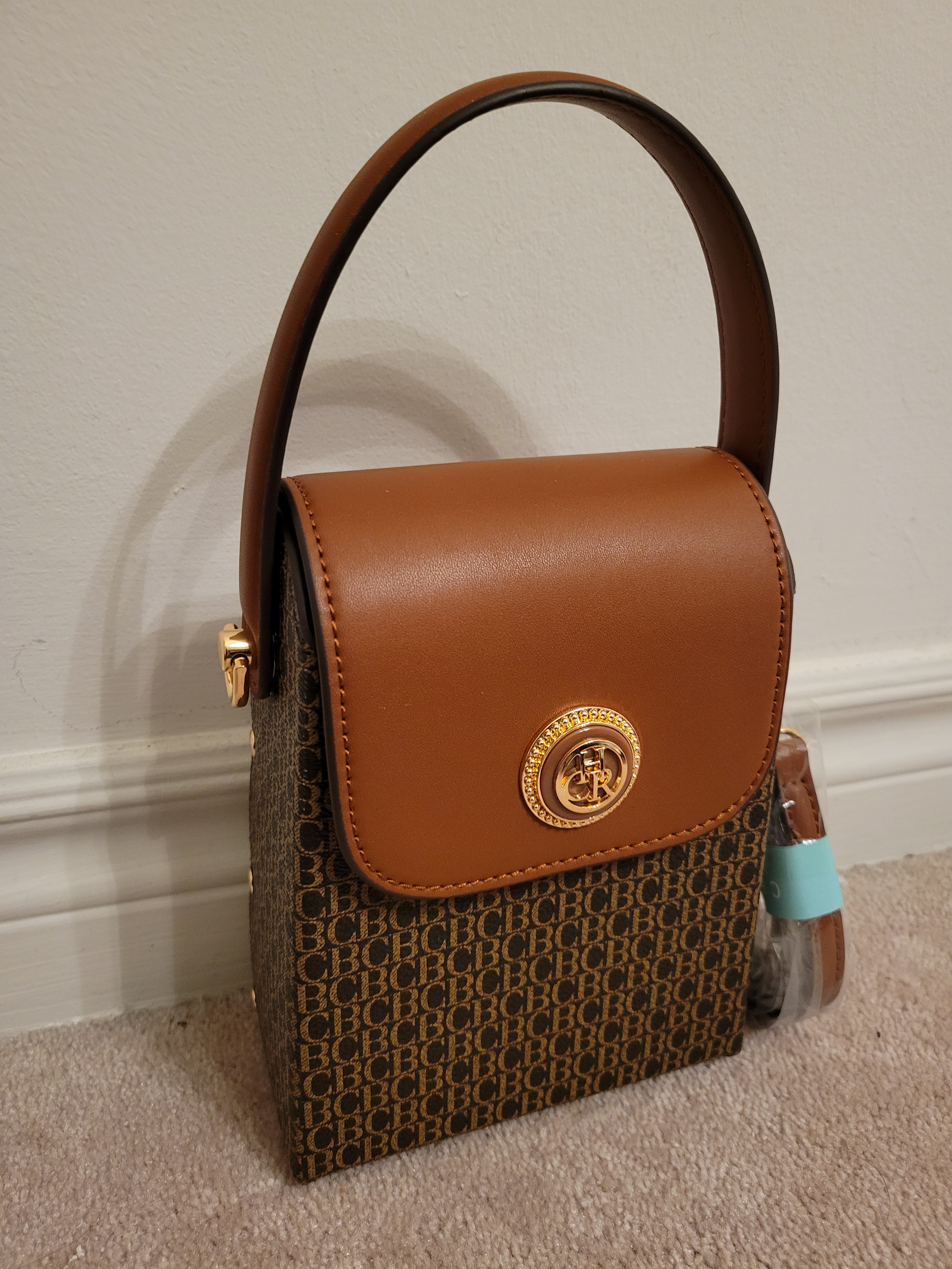 High-end Designer Leather Shoulder Handbag | GORGEOUS 271, LLC