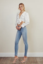 Load image into Gallery viewer, KC7092L ALANI Mid Rise Super Skinny
