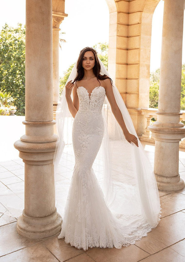 Monroe  Fantasy Bridal Boutique