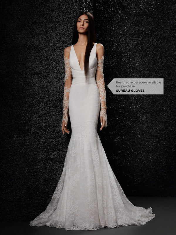 Vera Wang CAROLE  Fantasy Bridal Boutique