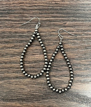 Polished Navajo Pearl Earrings