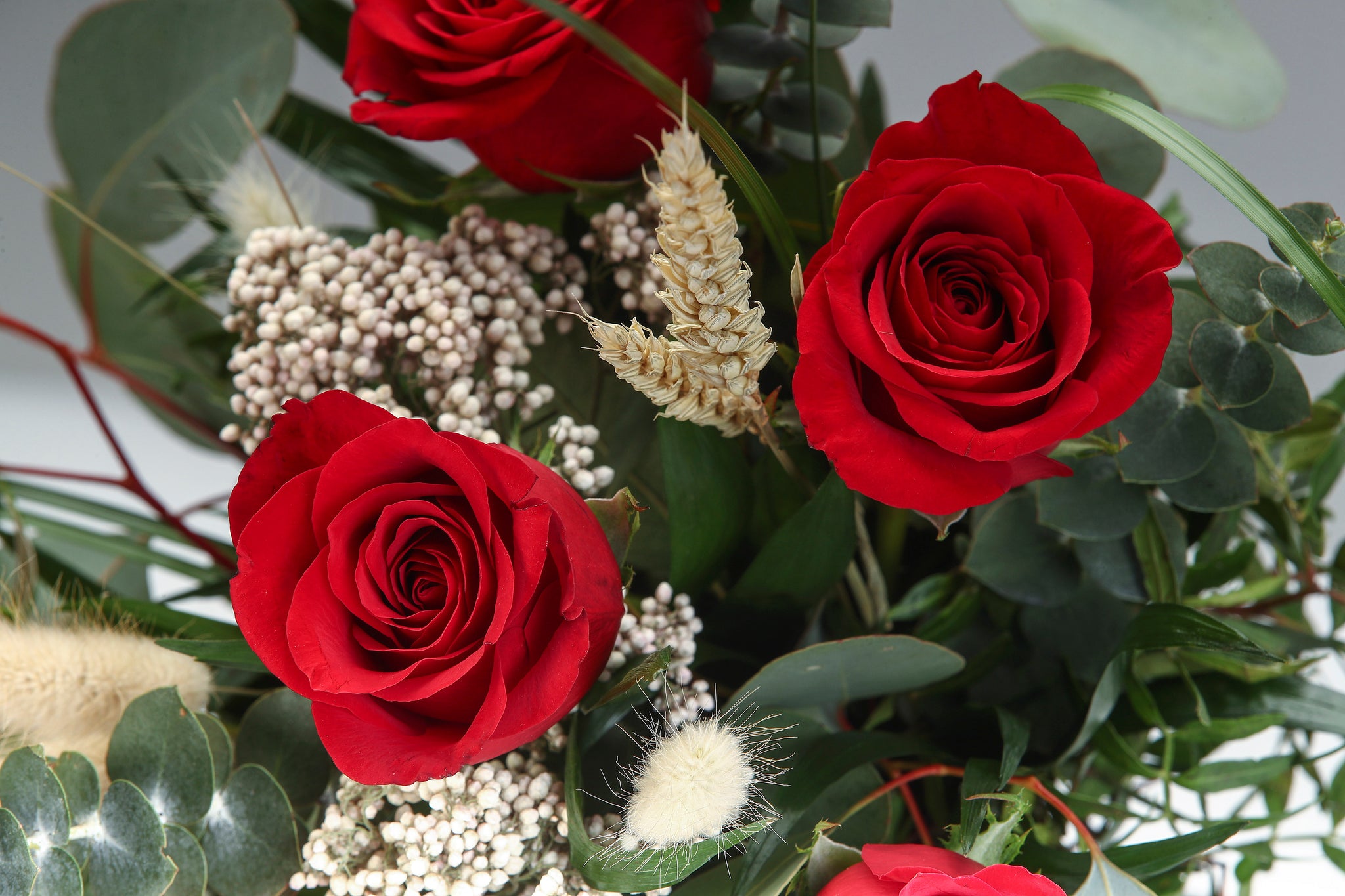Ramo de 6 rosas rojas – Flors i mes
