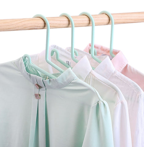 drying clothes hangers