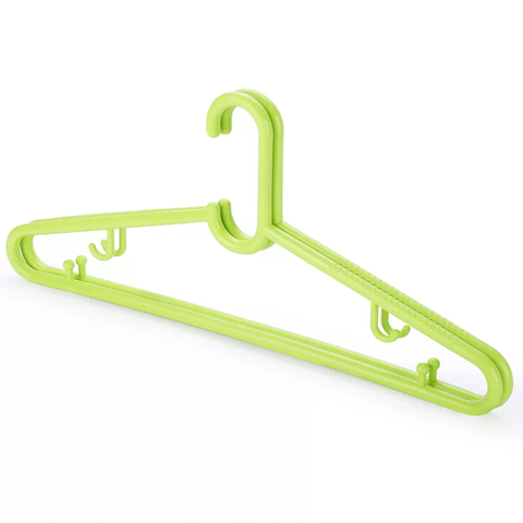 plastic tubular hanger