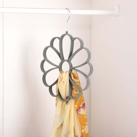 Flower-Shape Cascading Hangers