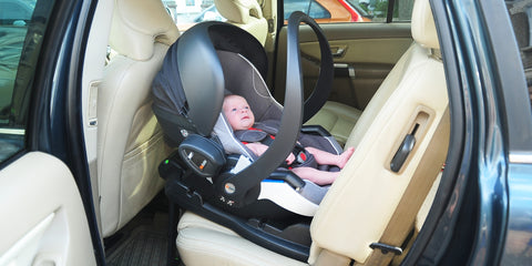 Infant carrier car seat besafe izi go
