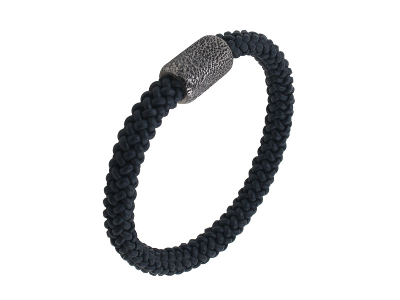 Bracelet with Matt black magnetic clasp and RX09 cable